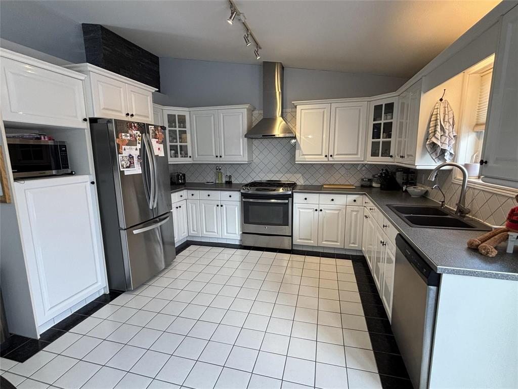 350 1st Street Se, Minnedosa, Manitoba  R0J 1E0 - Photo 6 - 202605593