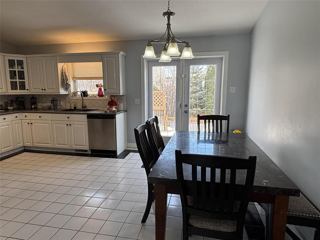 350 1st Street Se, Minnedosa, Manitoba  R0J 1E0 - Photo 8 - 202605593