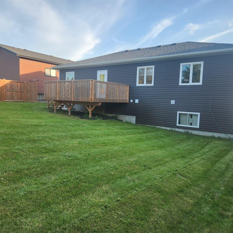 6 Deer Ridge Road, Neepawa, Manitoba  R0J 1H0 - Photo 2 - 202607599