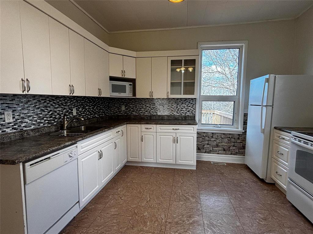 213 4th Avenue Sw, Minnedosa, Manitoba  R0J 1E0 - Photo 6 - 202609923