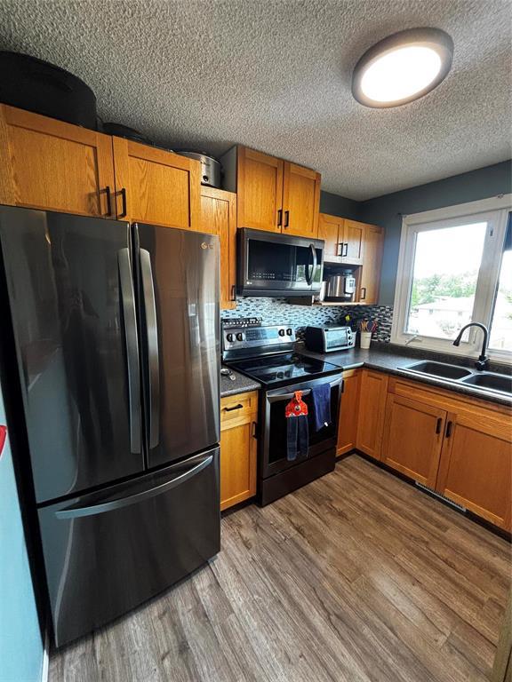 172 7th Avenue Sw, Minnedosa, Manitoba  R0J 1E0 - Photo 3 - 202612569