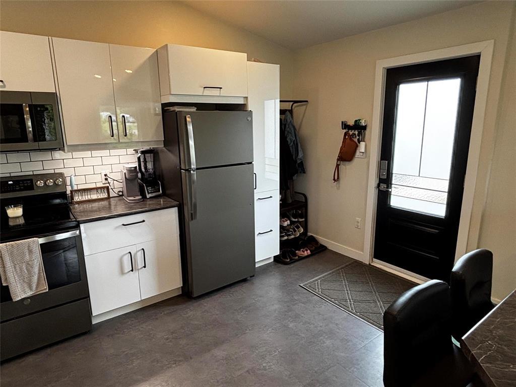 180 4th Avenue Nw, Minnedosa, Manitoba  R0J 1E0 - Photo 4 - 202614606