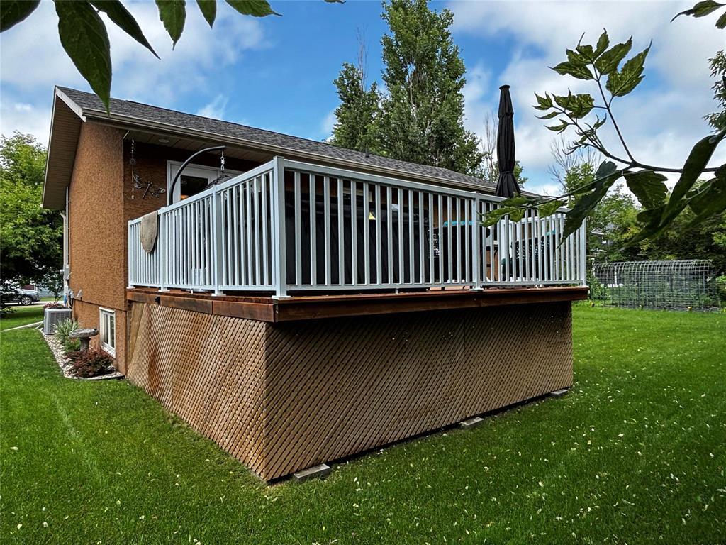 214 5th Street Nw, Minnedosa, Manitoba  R0J 1E0 - Photo 2 - 202615384