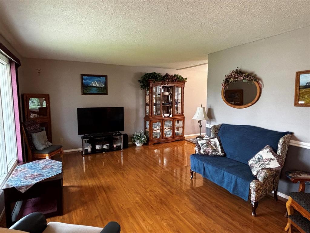188 7th Avenue Sw, Minnedosa, Manitoba  R0J 1E0 - Photo 6 - 202616742