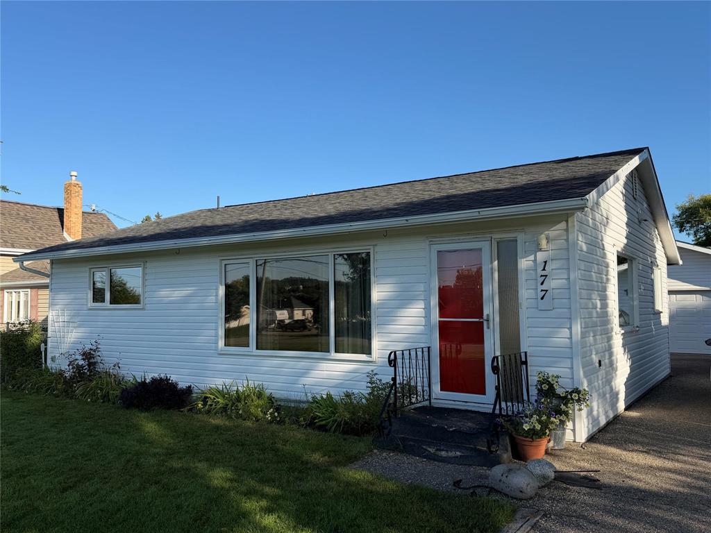 177 4th Avenue NW, Minnedosa, Manitoba  R0J 1E0 - Photo 0 - 202623064