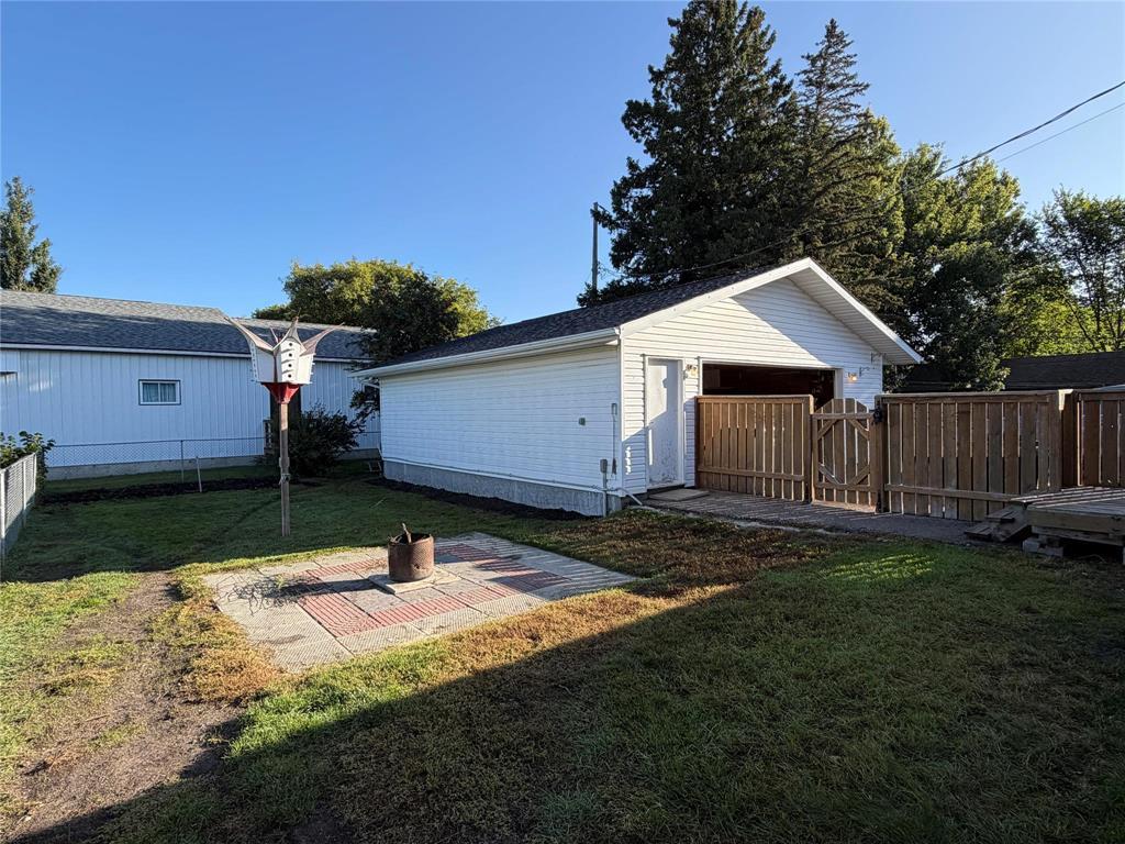 177 4th Avenue NW, Minnedosa, Manitoba  R0J 1E0 - Photo 14 - 202623064
