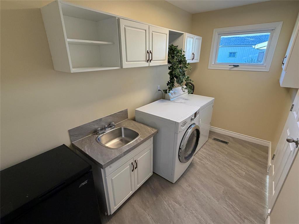 177 4th Avenue NW, Minnedosa, Manitoba  R0J 1E0 - Photo 4 - 202623064