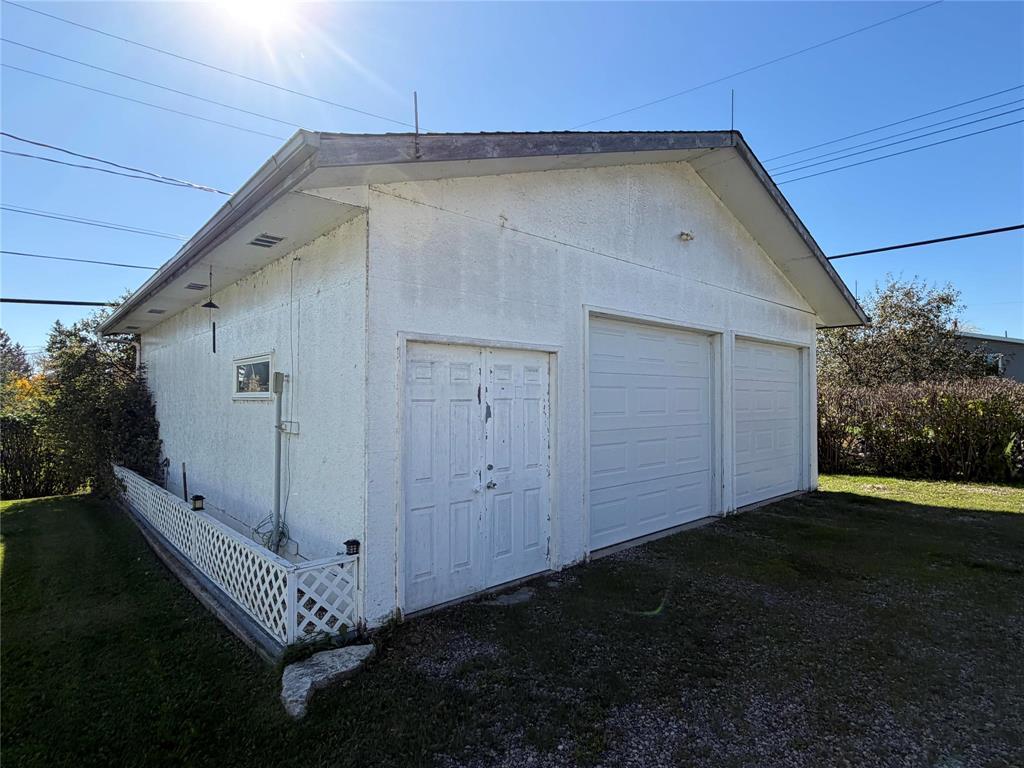 161 2nd Street NE, Minnedosa, Manitoba  R0J 1E0 - Photo 12 - 202625016
