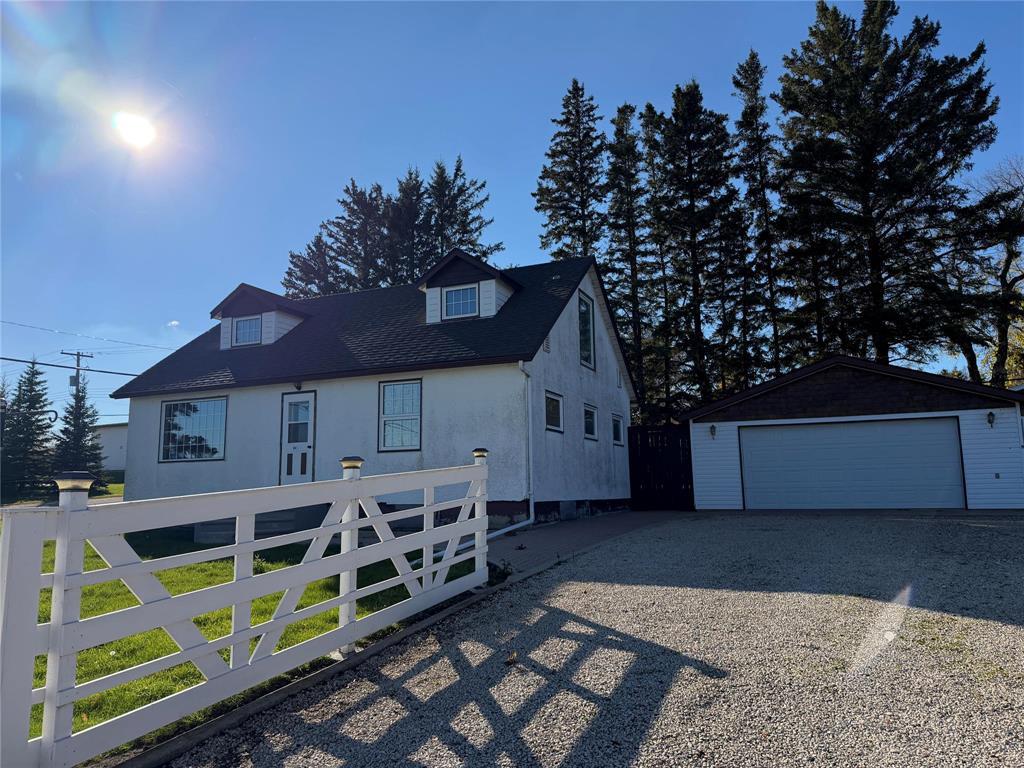 257 2nd Street SW, Minnedosa, Manitoba  R0J 1E0 - Photo 0 - 202622597
